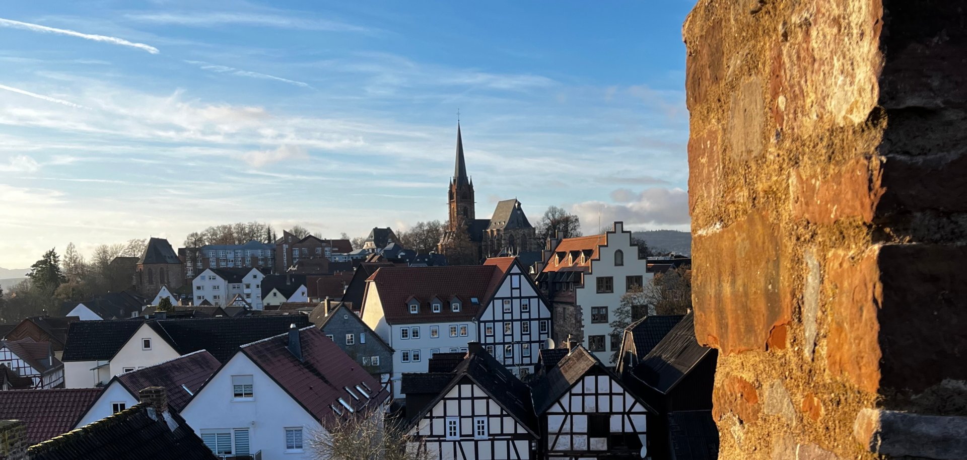 Blick vom Hexenturm auf die Liebfrauenkirche und die Altstadt